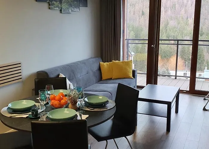 Karpatia Karbonado Z Balkonem I Widokiem Na Gory * קרפאז'