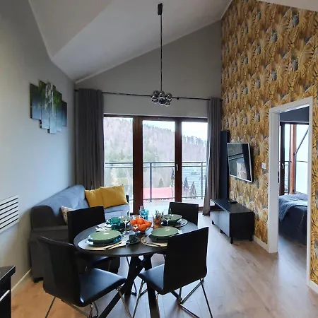 Apartamento Karpatia Karbonado Z Balkonem I Widokiem Na Góry