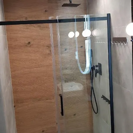 Karpatia Karbonado Z Balkonem I Widokiem Na Góry Apartament *